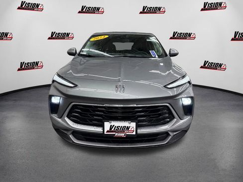 Used 2024 Buick Encore GX Preferred image 2