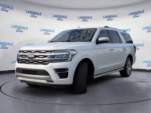 Used 2024 Ford Expedition Max Platinum image 11