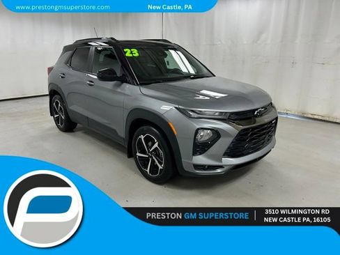 Used 2023 Chevrolet TrailBlazer RS w/ Sun and Liftgate Package FWD image 1
