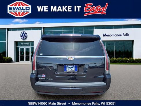 Used 2019 Cadillac Escalade Premium Luxury AWD/4WD image 5