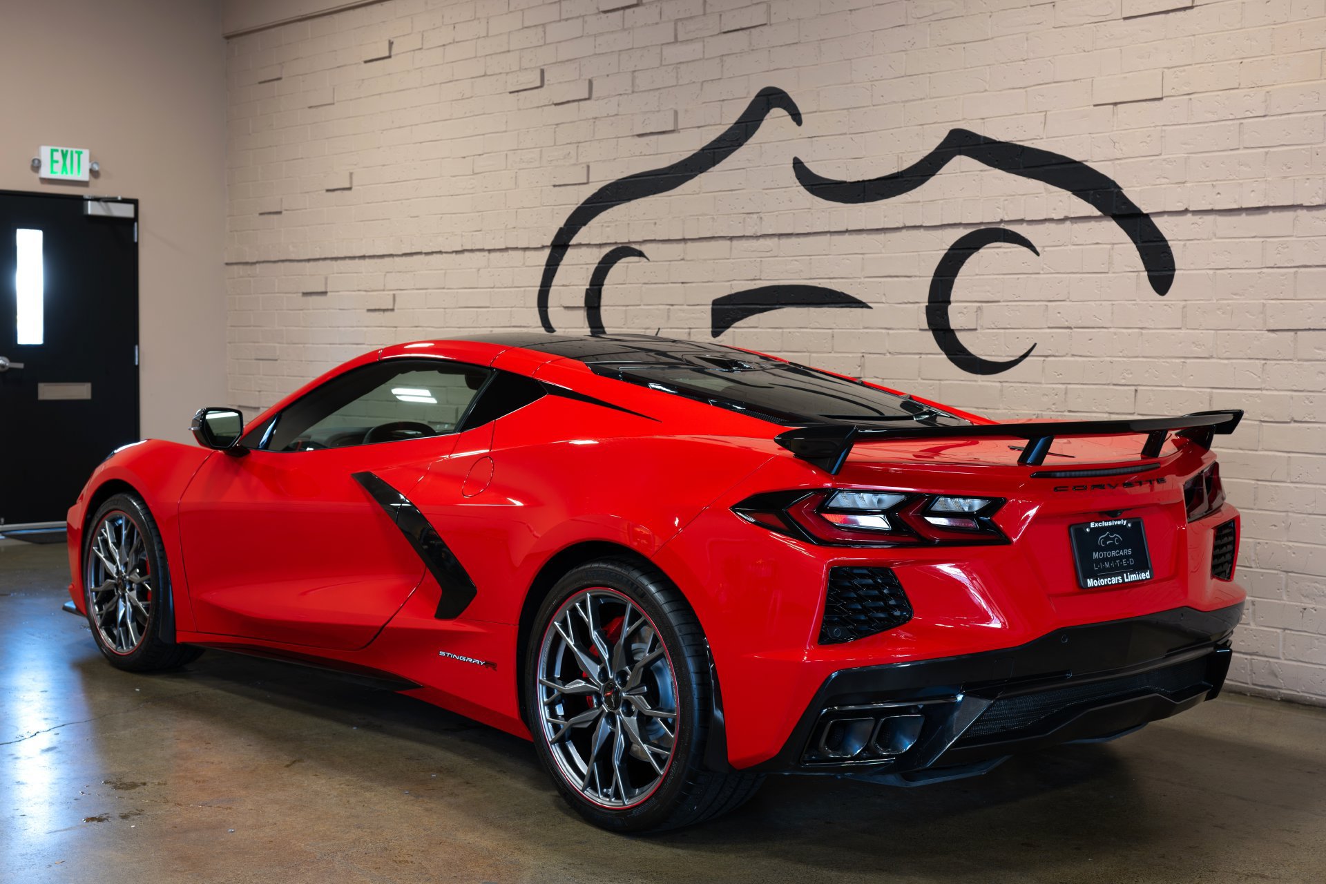 Used 2025 Chevrolet Corvette Stingray Premium Cpe w/ Z51 Performance Package RWD image 10