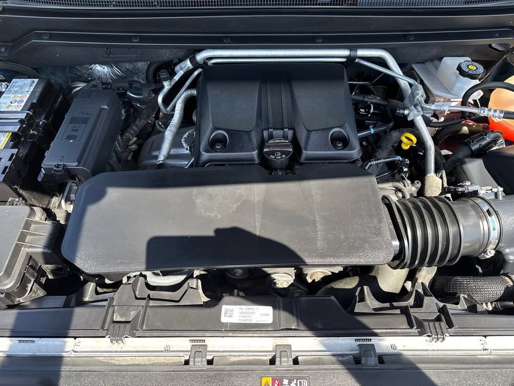 Certified 2024 Chevrolet Colorado Trail Boss w/ Advanced Trailering Package AWD/4WD image 43