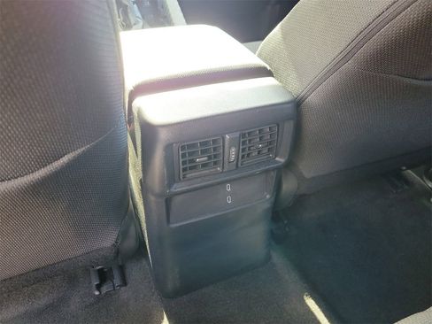 Used 2025 Toyota 4Runner SR5 image 10