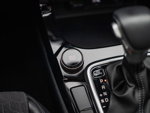 Used 2024 Kia Seltos S image 36