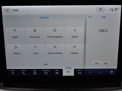 Used 2023 Ford F150 Lariat w/ Equipment Group 502A High image 31