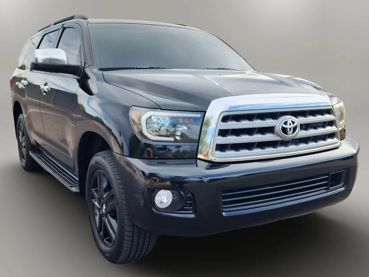Used 2012 Toyota Sequoia Platinum AWD/4WD image 4