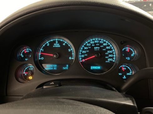 Used 2010 Chevrolet Avalanche LTZ image 10