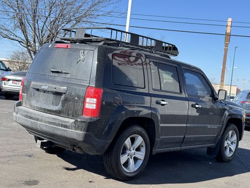 Used 2017 Jeep Patriot Sport w/ Tire & Wheel Group image 16