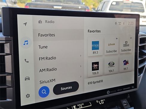 Used 2023 Toyota Sequoia Limited image 2