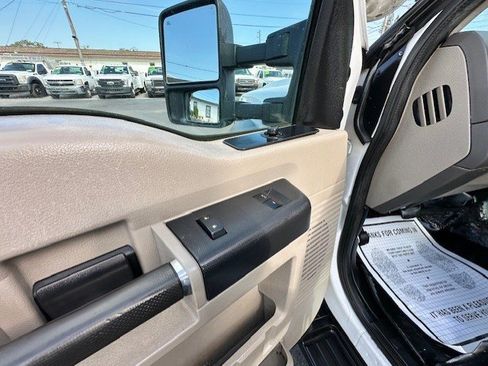 Used 2008 Ford F550 4x4 Regular Cab Super Duty image 19