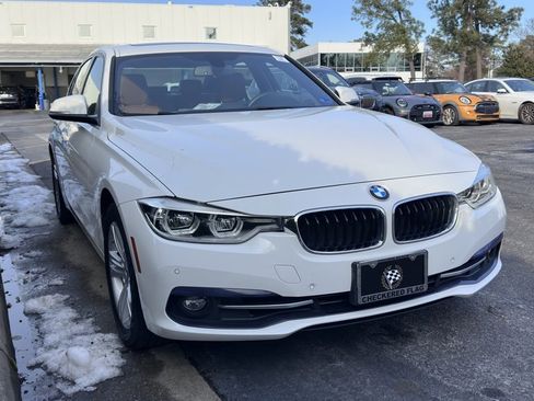 Used 2017 BMW 330i Sedan image 1