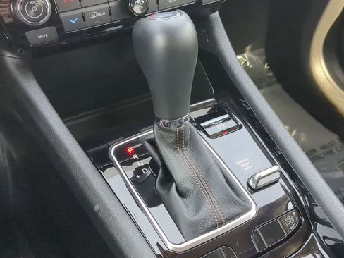 Used 2022 Jeep Compass Limited image 29