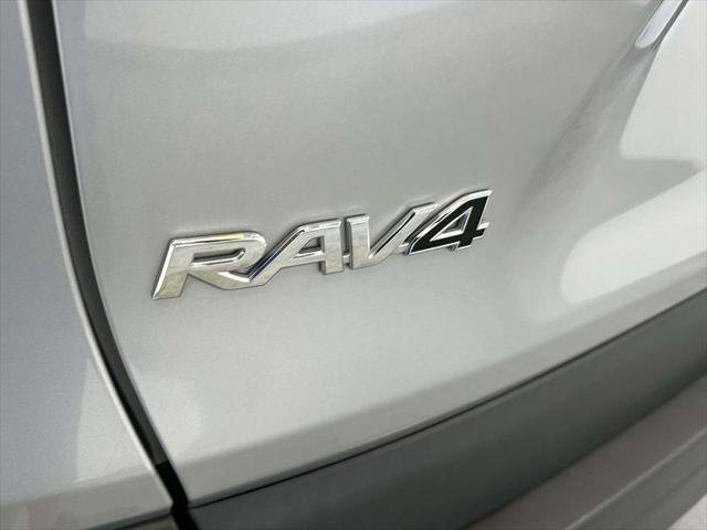 Certified 2025 Toyota RAV4 XLE AWD/4WD image 10