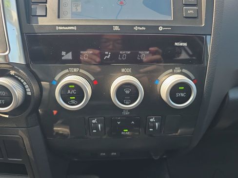 Used 2020 Toyota Sequoia TRD Pro AWD/4WD image 18