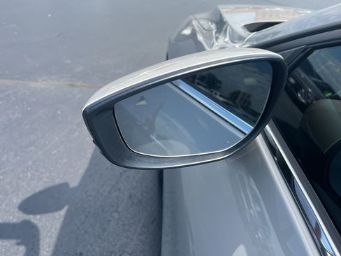 Used 2023 MAZDA MAZDA3 s FWD image 9