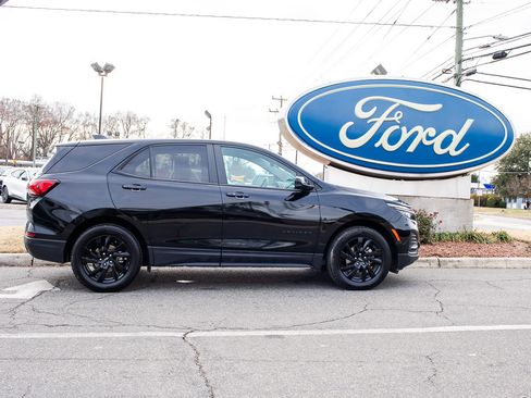 Used 2024 Chevrolet Equinox LS w/ LS Convenience Package image 1