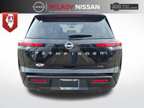 New 2026 Nissan Pathfinder SV image 6