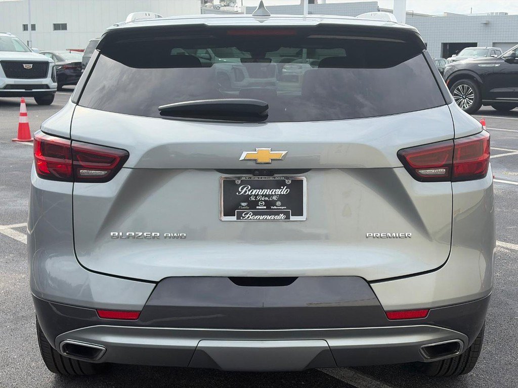 Used 2023 Chevrolet Blazer Premier w/ Driver Confidence II Package AWD/4WD image 6