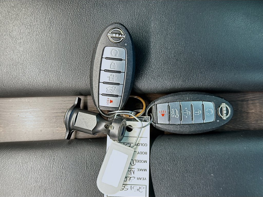 Used 2024 Nissan Murano Platinum w/ Cargo Package FWD image 34