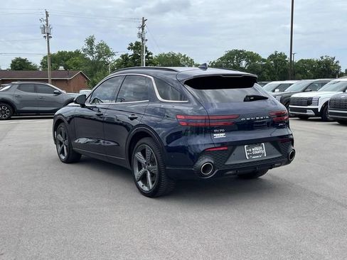 Used 2022 Genesis GV70 3.5T Sport w/ Sport Prestige Package AWD/4WD image 7