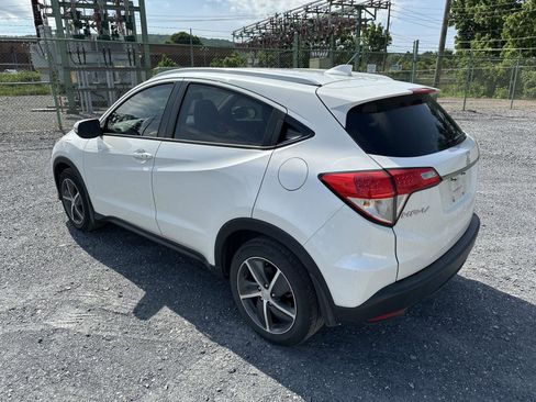 Used 2021 Honda HR-V EX-L image 6