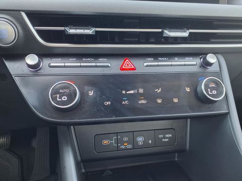 Certified 2025 Hyundai Sonata SEL image 24