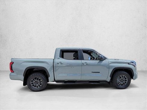 Used 2026 Toyota Tundra SR5 w/ SR5 Premium Package AWD/4WD image 4