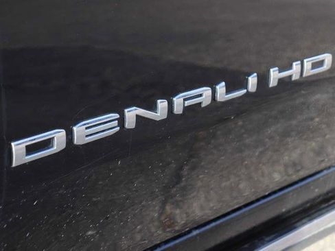 Used 2021 GMC Sierra 3500 Denali w/ Denali Ultimate Package image 13