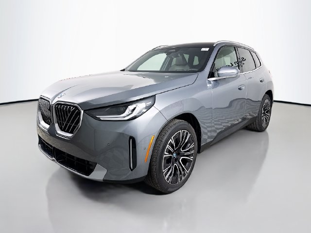 Used 2026 BMW X3 xDrive30i w/ Premium Package AWD/4WD image 3