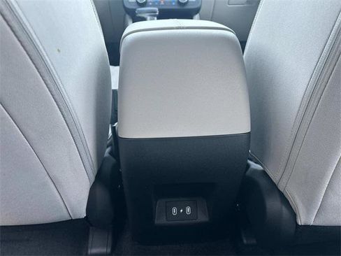 New 2026 Hyundai Tucson SE image 6