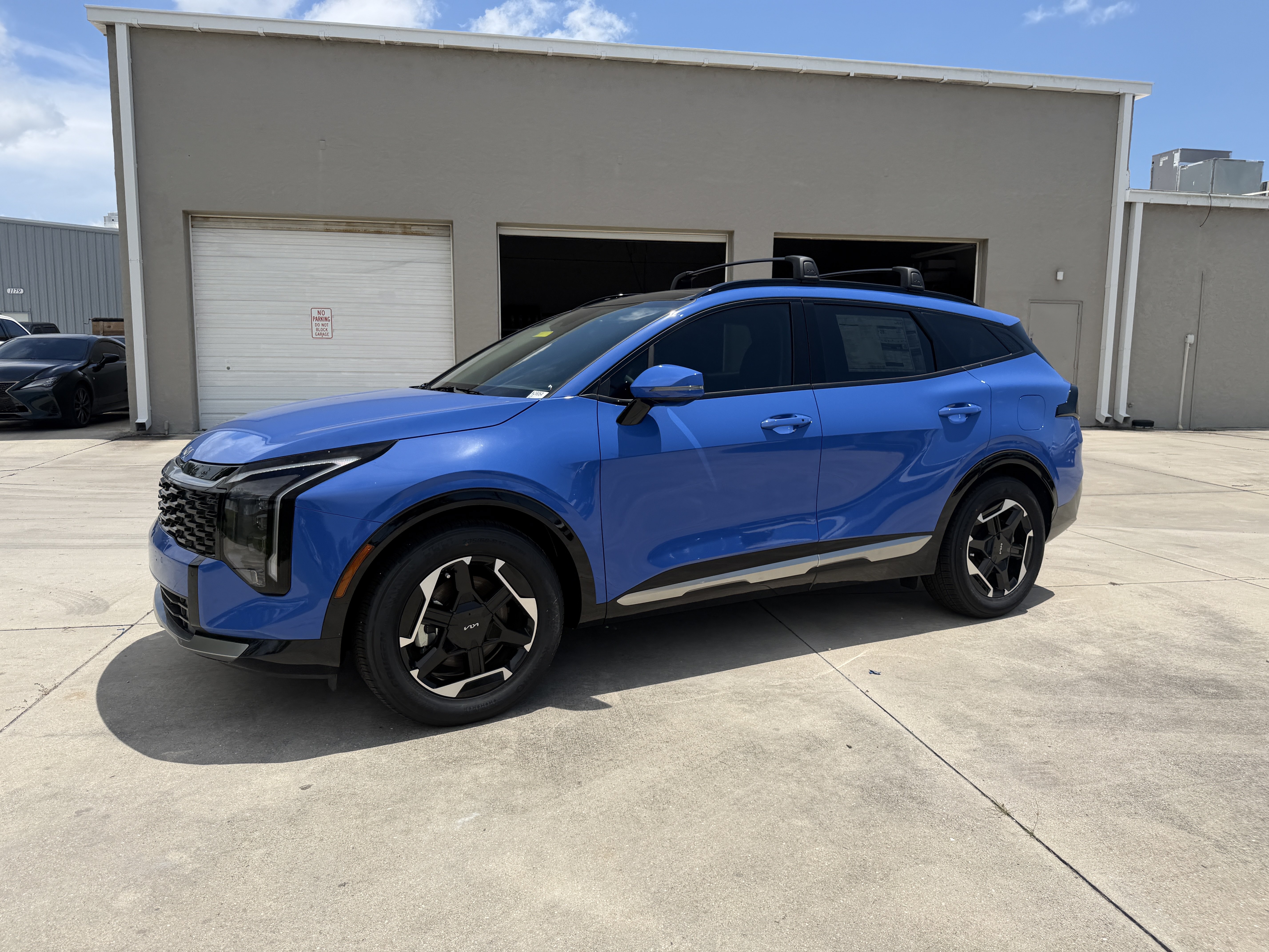 New 2026 Kia Sportage SX FWD image 7