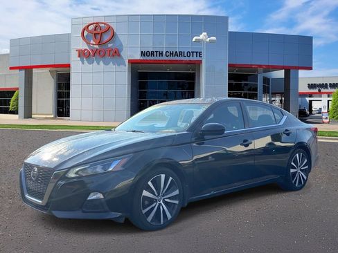 Used 2022 Nissan Altima 2.5 SR FWD image 5