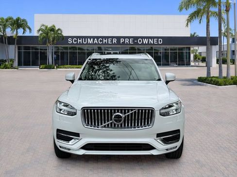 Certified 2025 Volvo XC90 B6 Ultra w/ Protection Package Premier AWD/4WD image 2