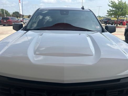 Used 2022 Chevrolet Silverado 1500 Custom RWD image 3