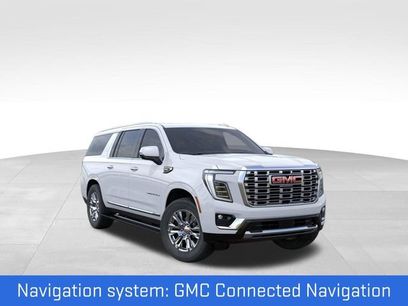 New 2026 GMC Yukon XL Denali w/ Sun & Power Step Package