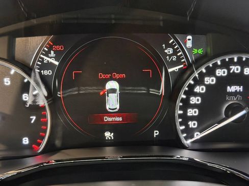 Used 2019 Cadillac XT5 Platinum AWD/4WD image 27