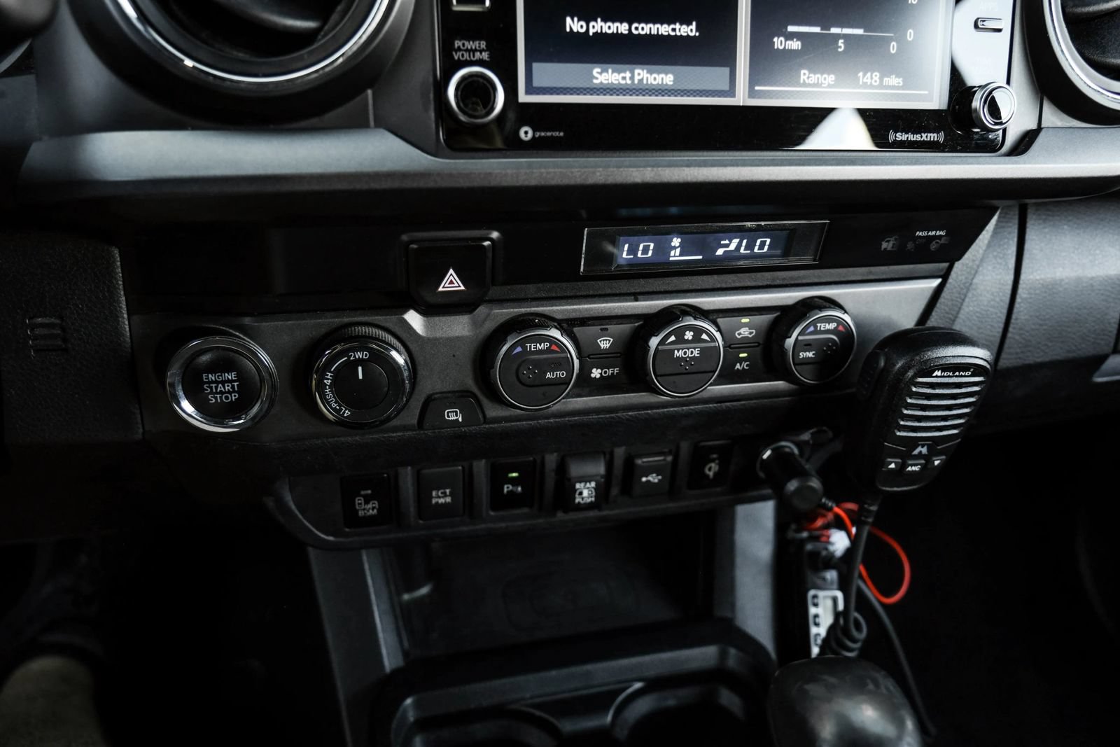 Used 2021 Toyota Tacoma TRD Off-Road w/ Technology Package AWD/4WD image 21