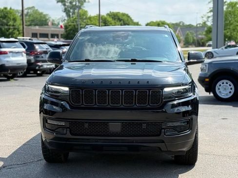 Used 2024 Jeep Wagoneer Series II AWD/4WD image 39