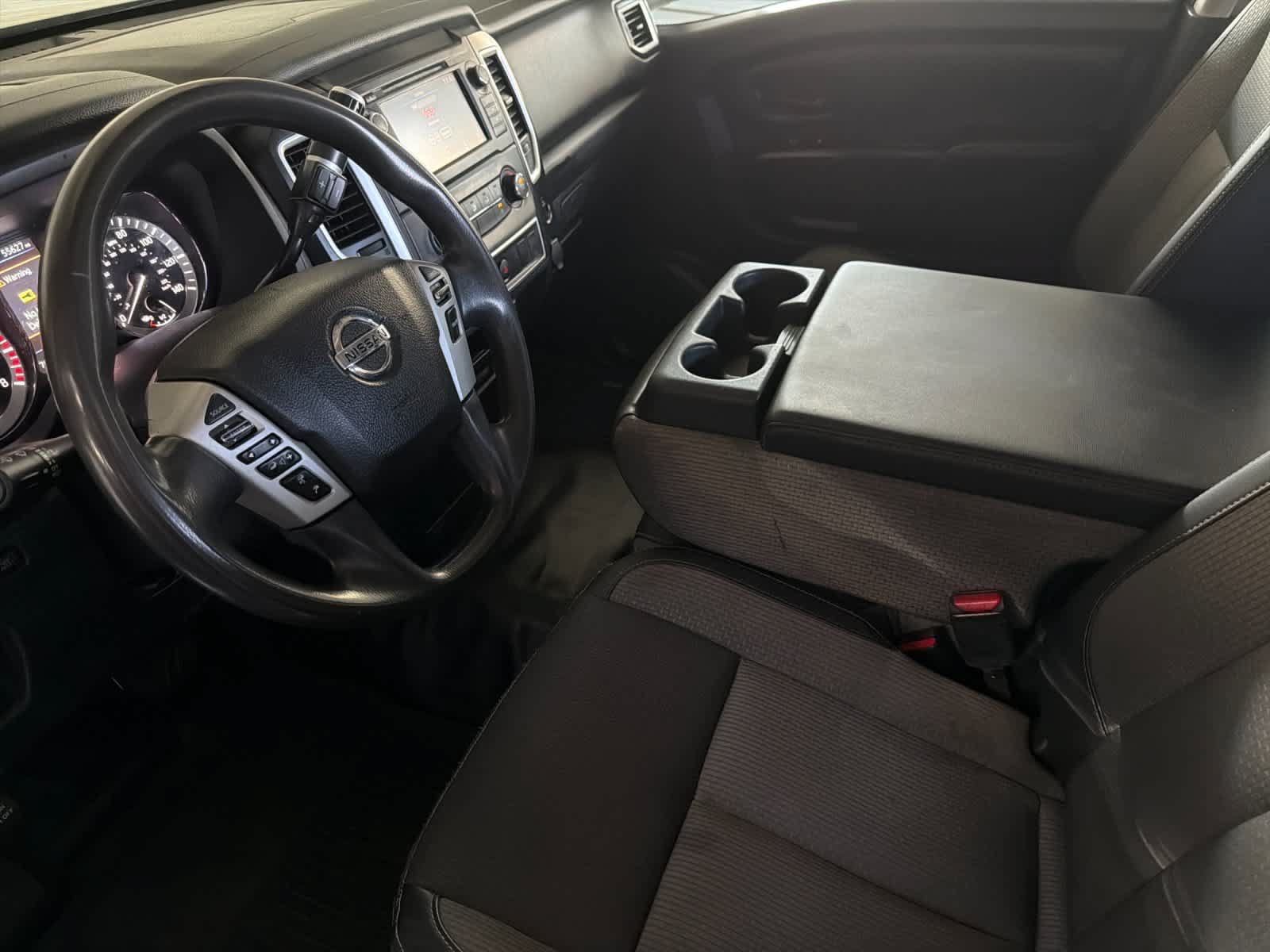 Used 2019 Nissan Titan S AWD/4WD image 11