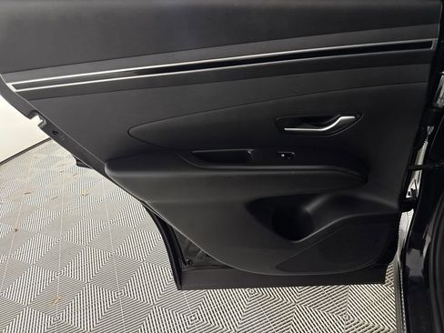 Used 2022 Hyundai Tucson SEL FWD image 14