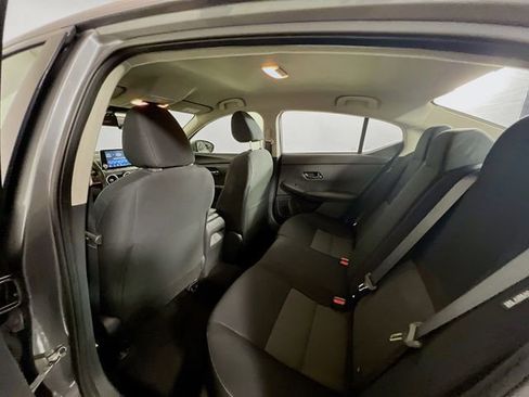 Used 2024 Nissan Sentra SV FWD image 19