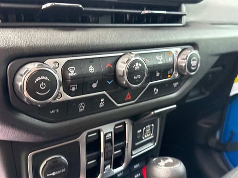 New 2025 Jeep Wrangler Sport S image 18