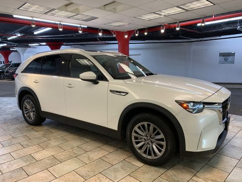 Used 2024 MAZDA CX-90 Plug-In Hybrid w/ Preferred AWD/4WD image 8