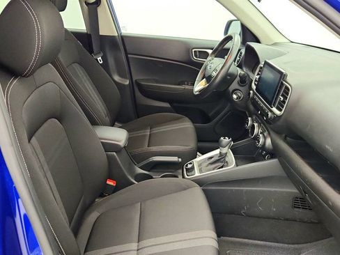 Used 2023 Hyundai Venue SEL FWD image 24