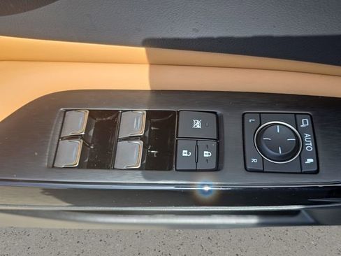 Used 2024 Lexus ES 350 w/ Technology Package FWD image 28
