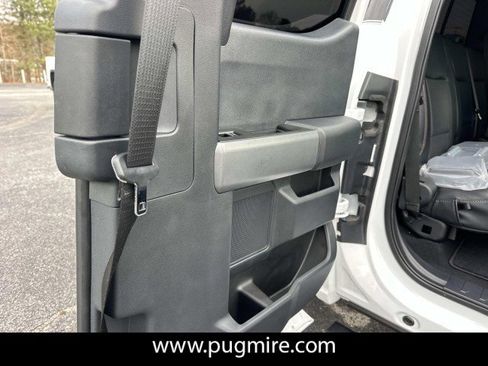 Used 2023 Ford F250 Lariat w/ Sport Appearance Package image 16