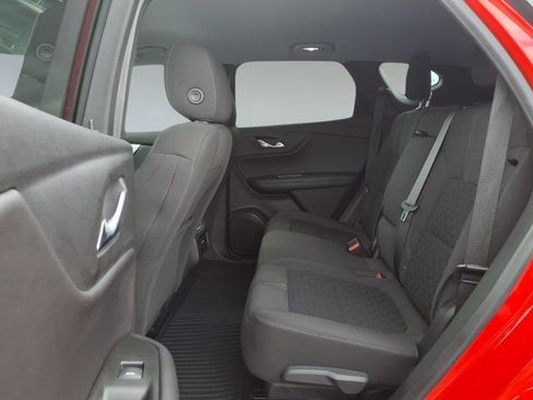 Used 2021 Chevrolet Blazer LT FWD image 11