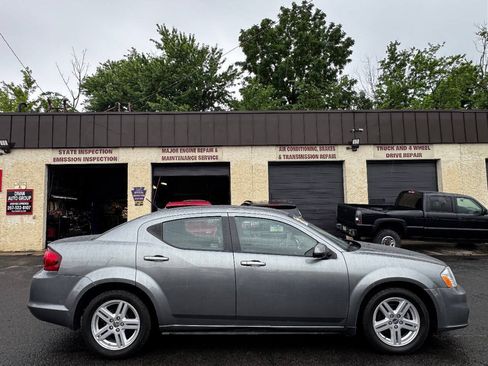 Used 2012 Dodge Avenger SXT FWD image 7