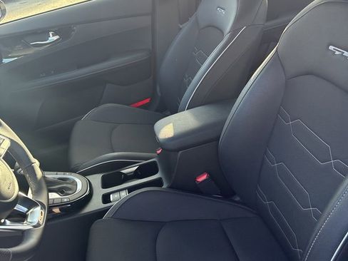 Used 2024 Kia Forte GT-Line image 17