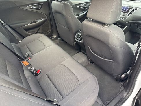 Used 2023 Chevrolet Malibu LT image 17